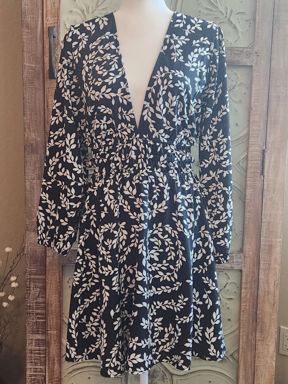 Indulge Instyle Long Sleeve Botanical Print Dress with Side Cut-Outs | Large